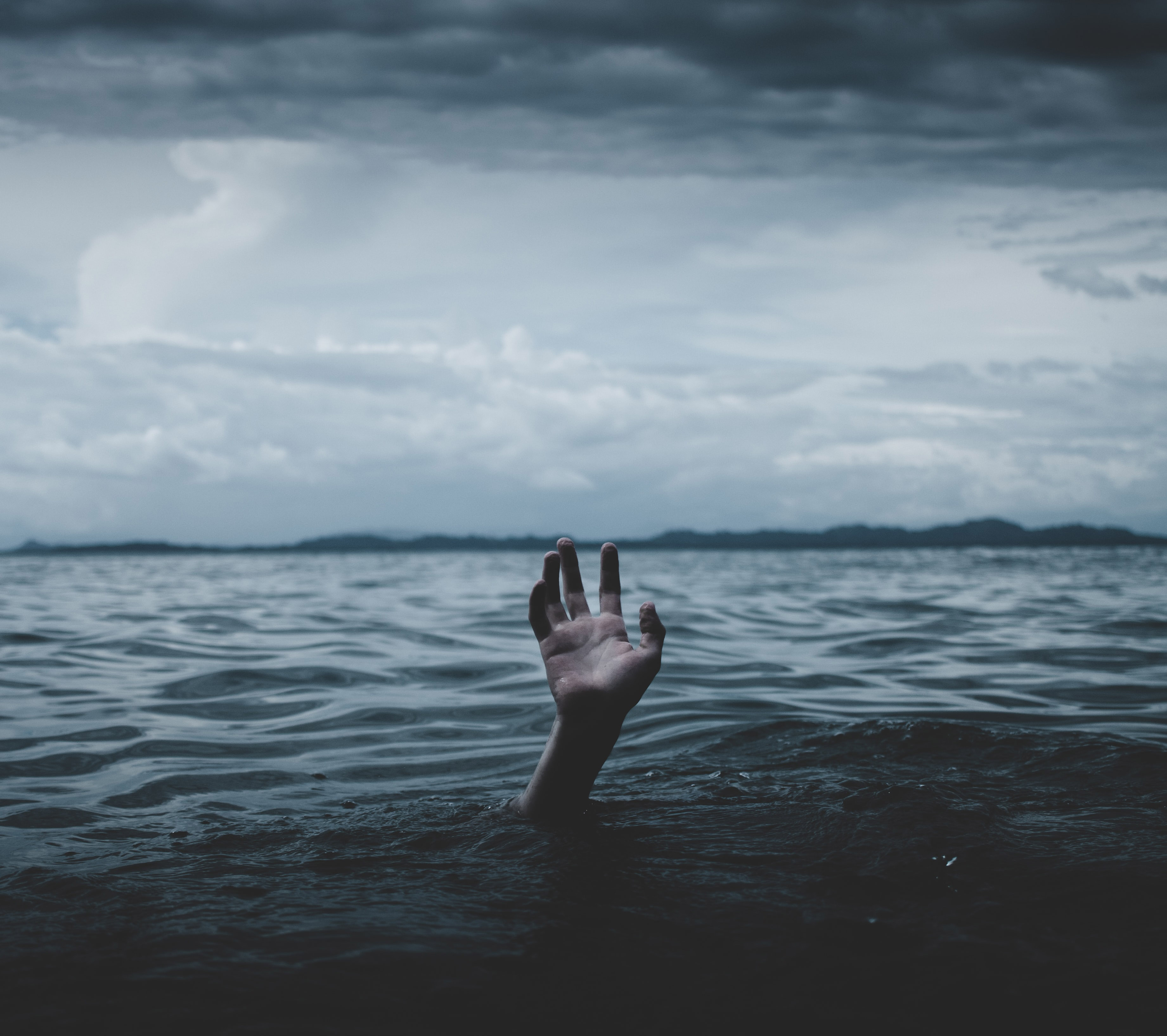 người trẻ tự tử ở nhật